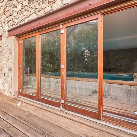 Maison Dans Ancienne Forge Holiday home *