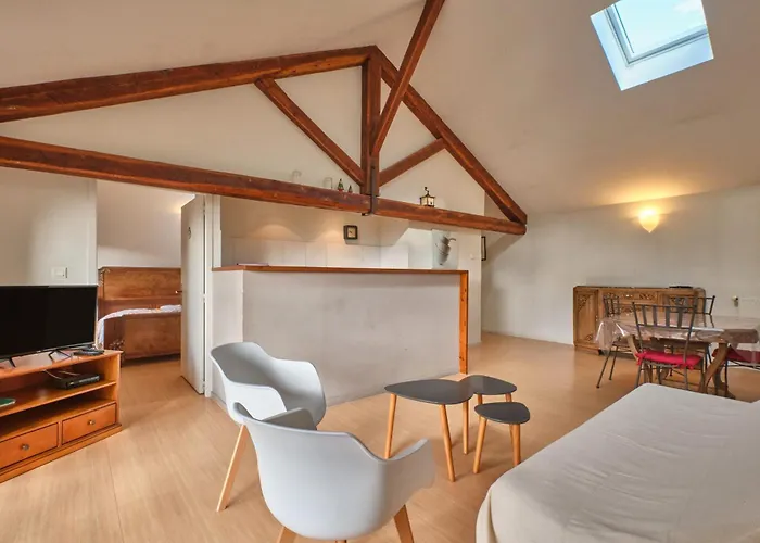 Maison Dans Ancienne Forge
