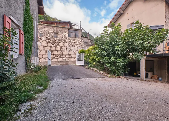 בית נופש Maison Dans Ancienne Forge *